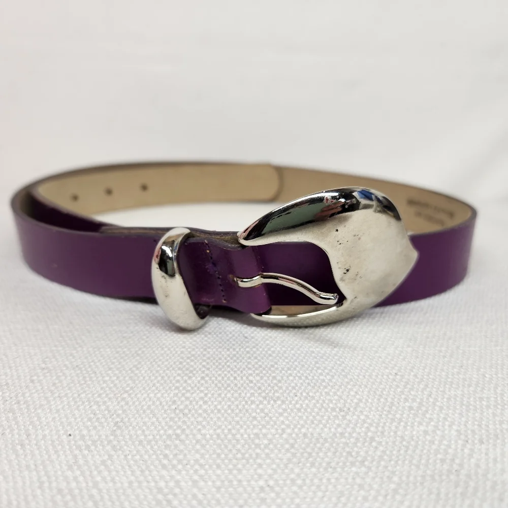 Purple Silver Belt Buckle Bonded Leather Size Medium USA Youth 12-14